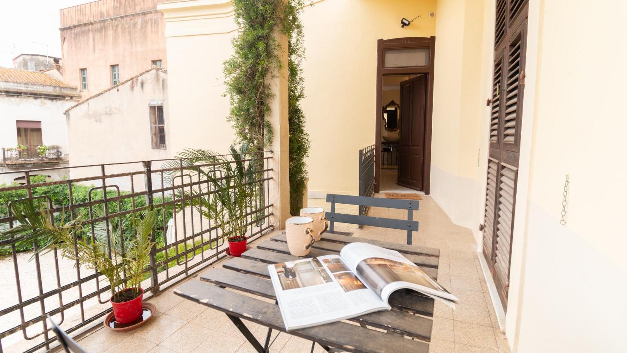 Depandance Eleonora-Luxury Home Oristano Exteriör bild