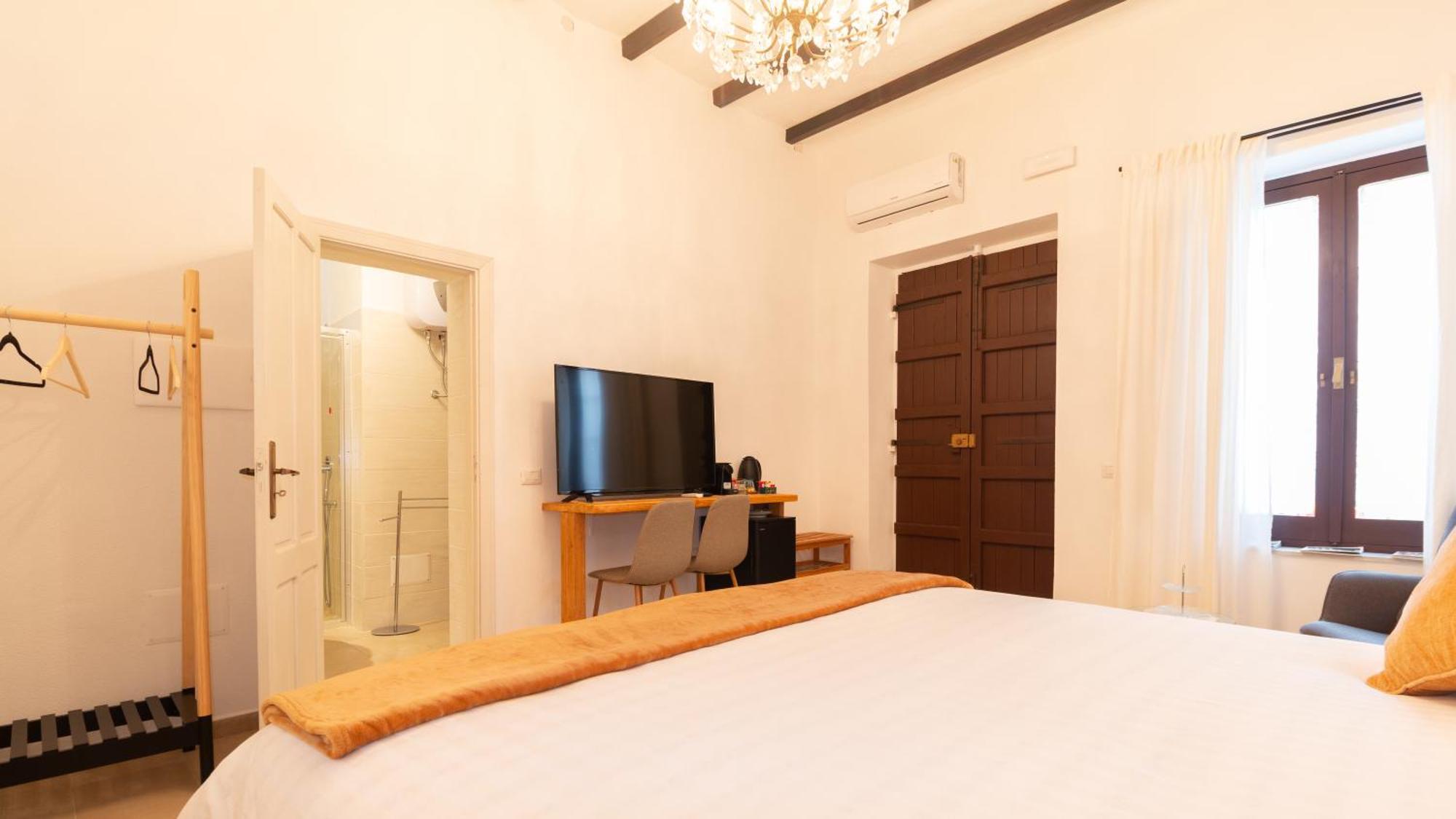 Depandance Eleonora-Luxury Home Oristano Exteriör bild